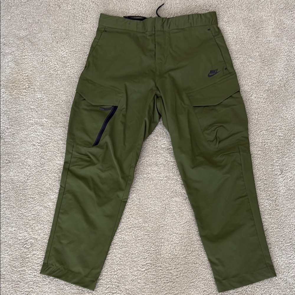 Nike Green Cargo Pants